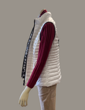 Load image into Gallery viewer, BARBARA LEBEK Down FREE White Reversible Vest

