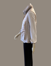 Load image into Gallery viewer, SE - JUST WHITE   Beige Vest
