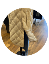 Load image into Gallery viewer, FUCHS &amp; SCHMITT Artik Long Vest - Draw String Hood
