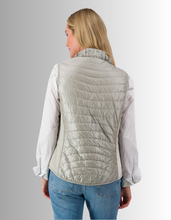 Load image into Gallery viewer, SE - JUST WHITE  Quilted Vest with Rhinestones

