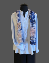 Load image into Gallery viewer, SE - JUST WHITE Blue Tunic
