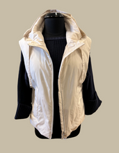 Load image into Gallery viewer, FUCHS SCHMITT  Cashmere Fill Vest with Hood
